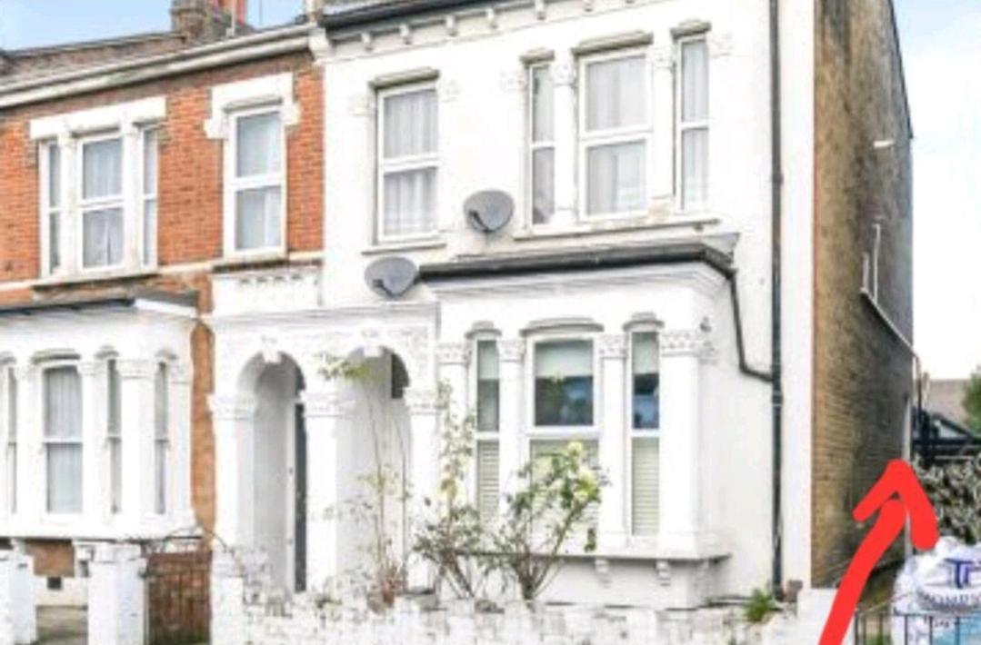 Room With Luxury Private Bathroom & Independent Entrance Near Tube London Eksteriør bilde